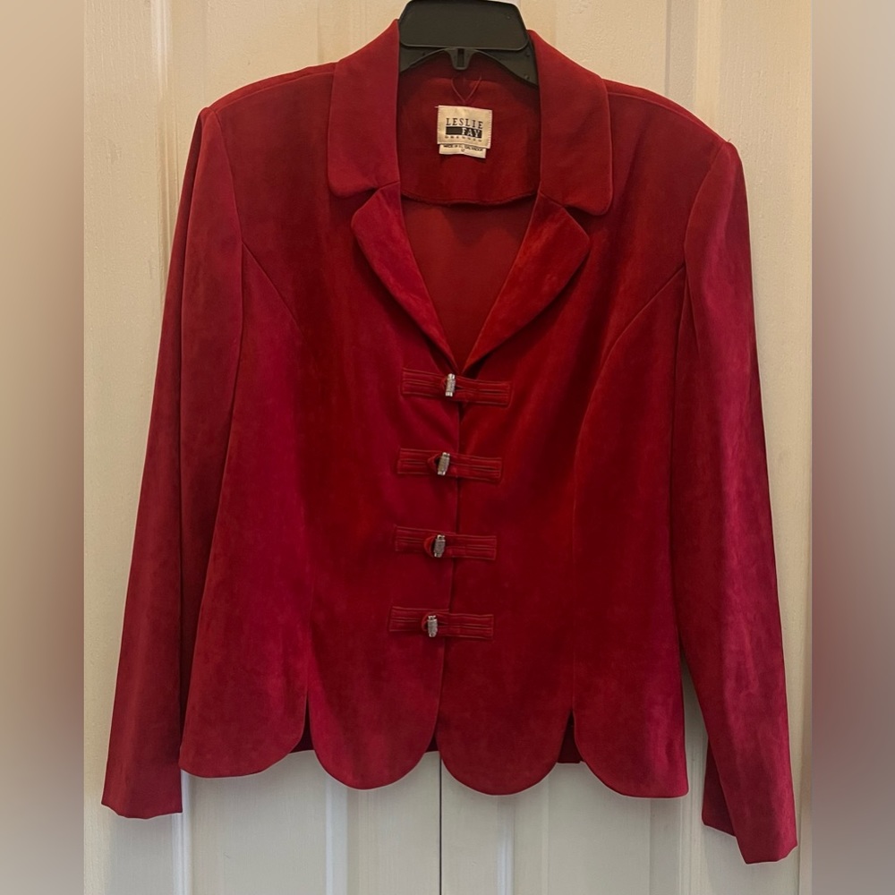 𝅺Vintage Leslie Fay Red Jacket with Ornate Buttons Size 12